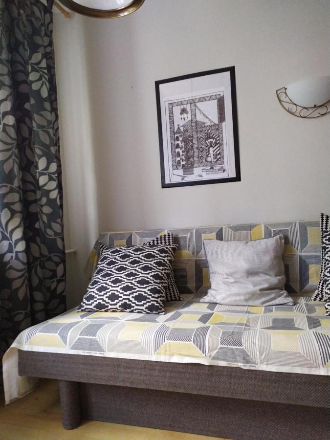 Three Bedroom Stepana Bandery Street روفنو المظهر الخارجي الصورة