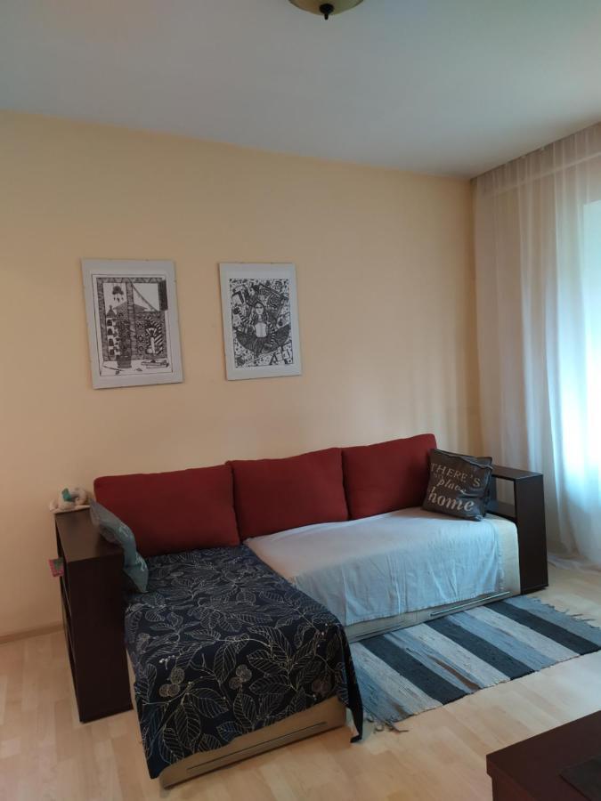 Three Bedroom Stepana Bandery Street روفنو الغرفة الصورة