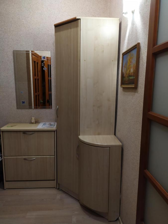 Three Bedroom Stepana Bandery Street روفنو الغرفة الصورة