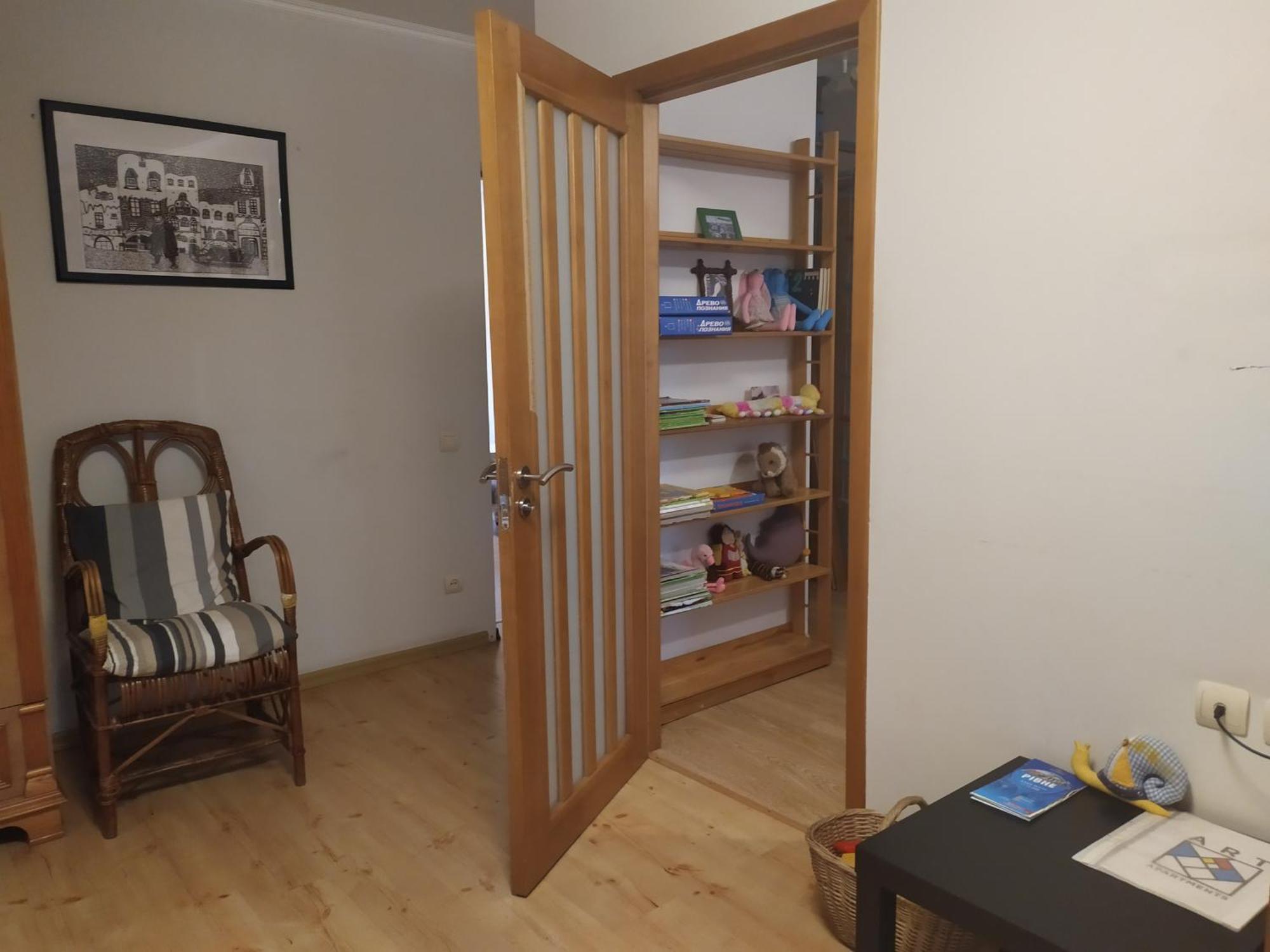 Three Bedroom Stepana Bandery Street روفنو الغرفة الصورة