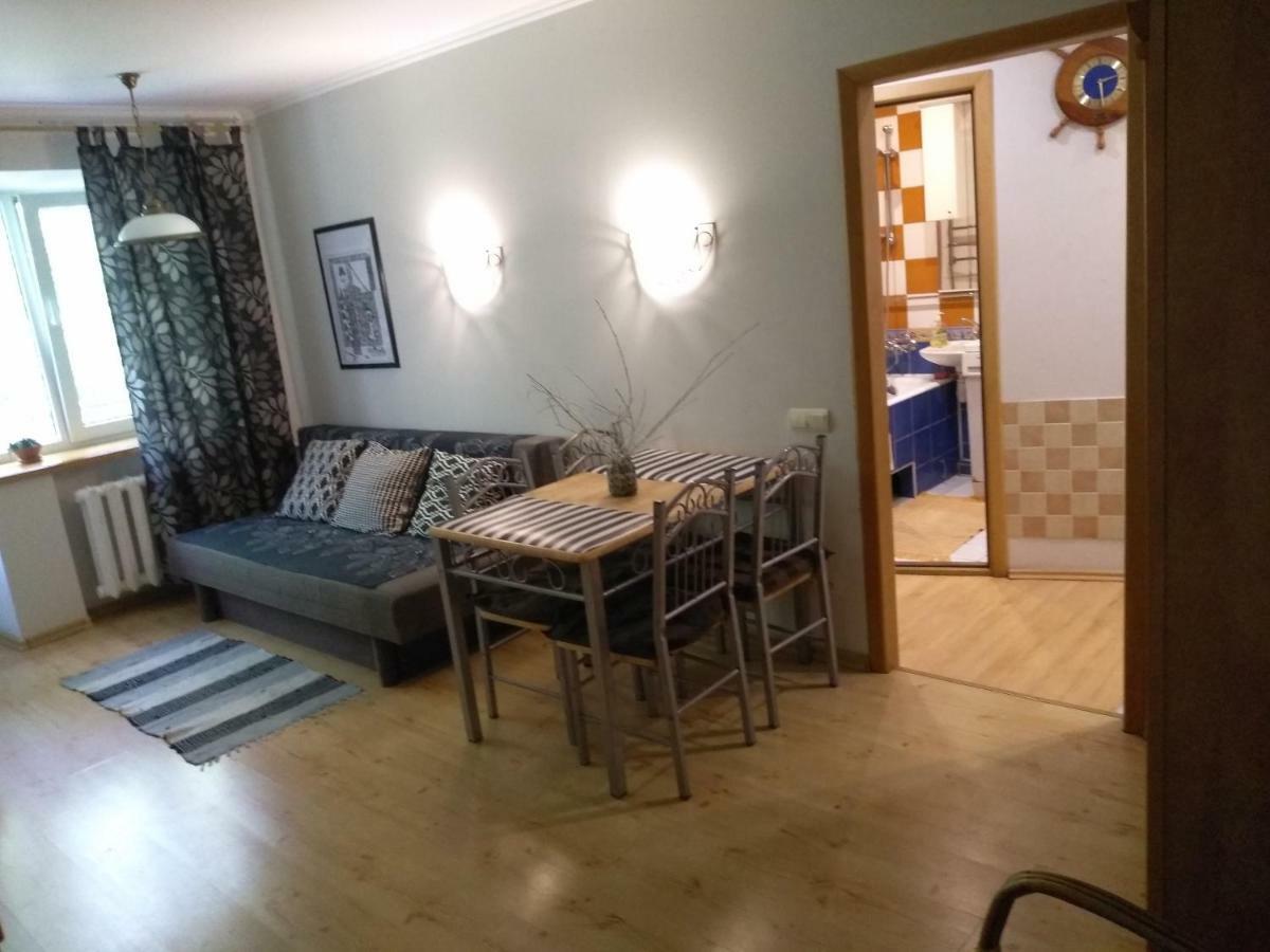 Three Bedroom Stepana Bandery Street روفنو المظهر الخارجي الصورة